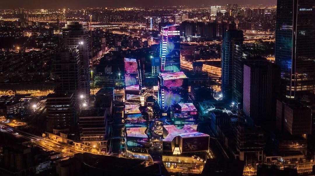 樓體燈光秀，展示城市新魅力！02